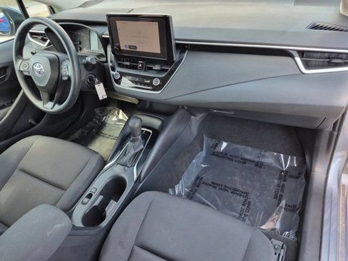 Used 2023 Toyota Corolla LE FWD image 18