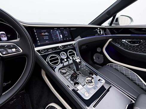 Used 2024 Bentley Continental GT Speed image 67