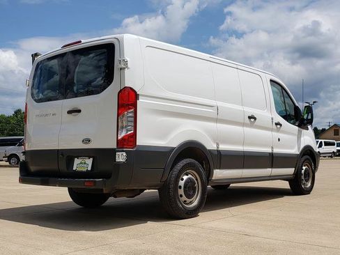 Used 2016 Ford Transit 150 130 Low Roof RWD image 6