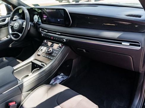 New 2025 Hyundai Palisade Calligraphy AWD/4WD image 24