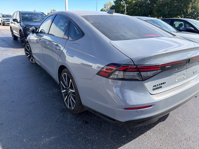 Used 2023 Honda Accord Touring image 14