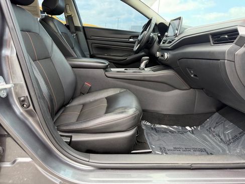Used 2021 Nissan Altima 2.5 SR w/ SR Premium Package FWD image 29