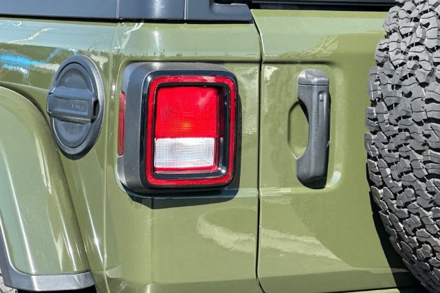 Certified 2022 Jeep Wrangler Rubicon AWD/4WD image 26