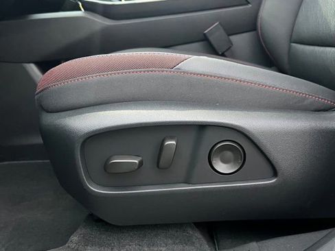 New 2026 Chevrolet Equinox RS w/ Convenience Package III image 18