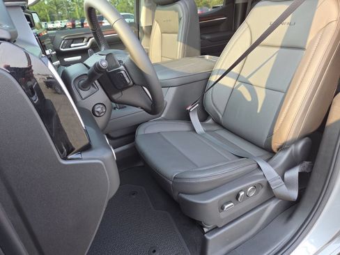 New 2026 GMC Sierra 1500 Denali w/ Denali Reserve Package AWD/4WD image 29