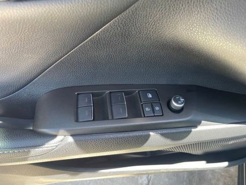 Used 2022 Toyota Camry XSE w/ Navigation Upgrade Package FWD image 11