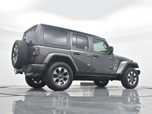 Used 2021 Jeep Wrangler Unlimited Sahara AWD/4WD image 29