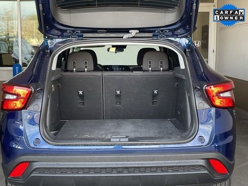 Used 2024 Chevrolet Trax LS image 19