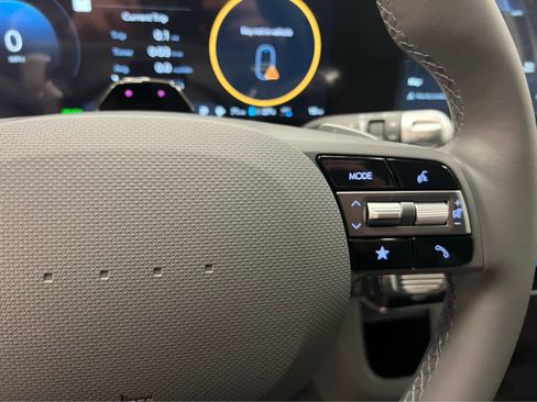 New 2026 Hyundai Ioniq 5 SEL image 25