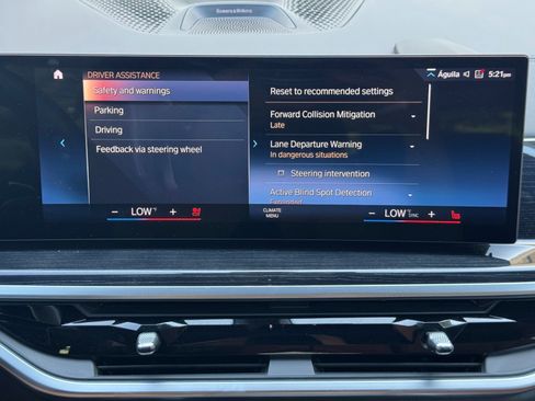 Used 2023 BMW X7 M60i w/ Climate Comfort Package AWD/4WD image 31