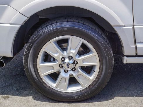 Used 2013 Ford Expedition EL Limited RWD image 8