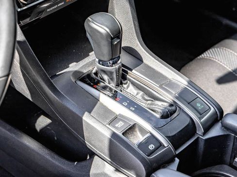 Used 2021 Honda Civic Sport image 17