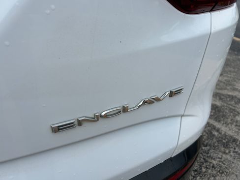 Used 2019 Buick Enclave Essence FWD image 6