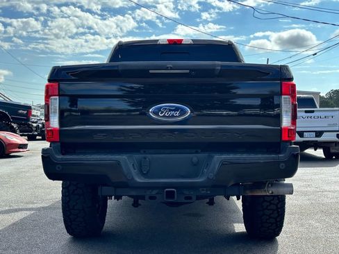 Used 2019 Ford F250 Lariat w/ Lariat Ultimate Package AWD/4WD image 5