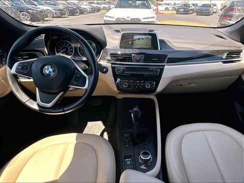 Used 2018 BMW X1 xDrive28i AWD/4WD image 10