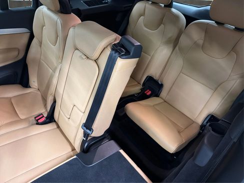 Used 2017 Volvo XC90 T6 Momentum w/ Vision Package AWD/4WD image 42