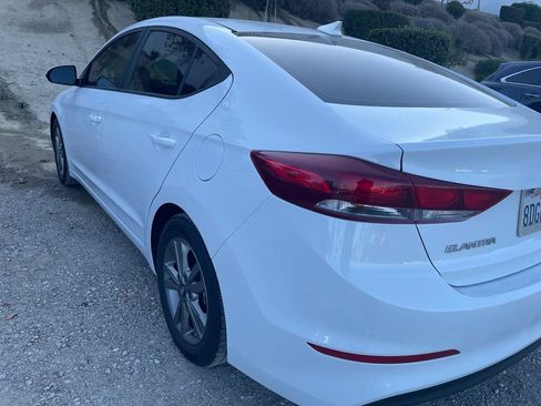 Used 2018 Hyundai Elantra SEL w/ Cargo Package FWD image 7
