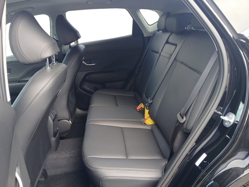 New 2026 Hyundai Kona Limited FWD image 14