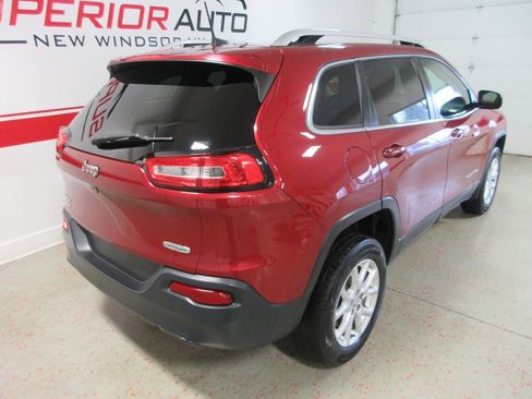 Used 2016 Jeep Cherokee Latitude w/ Cold Weather Group image 14