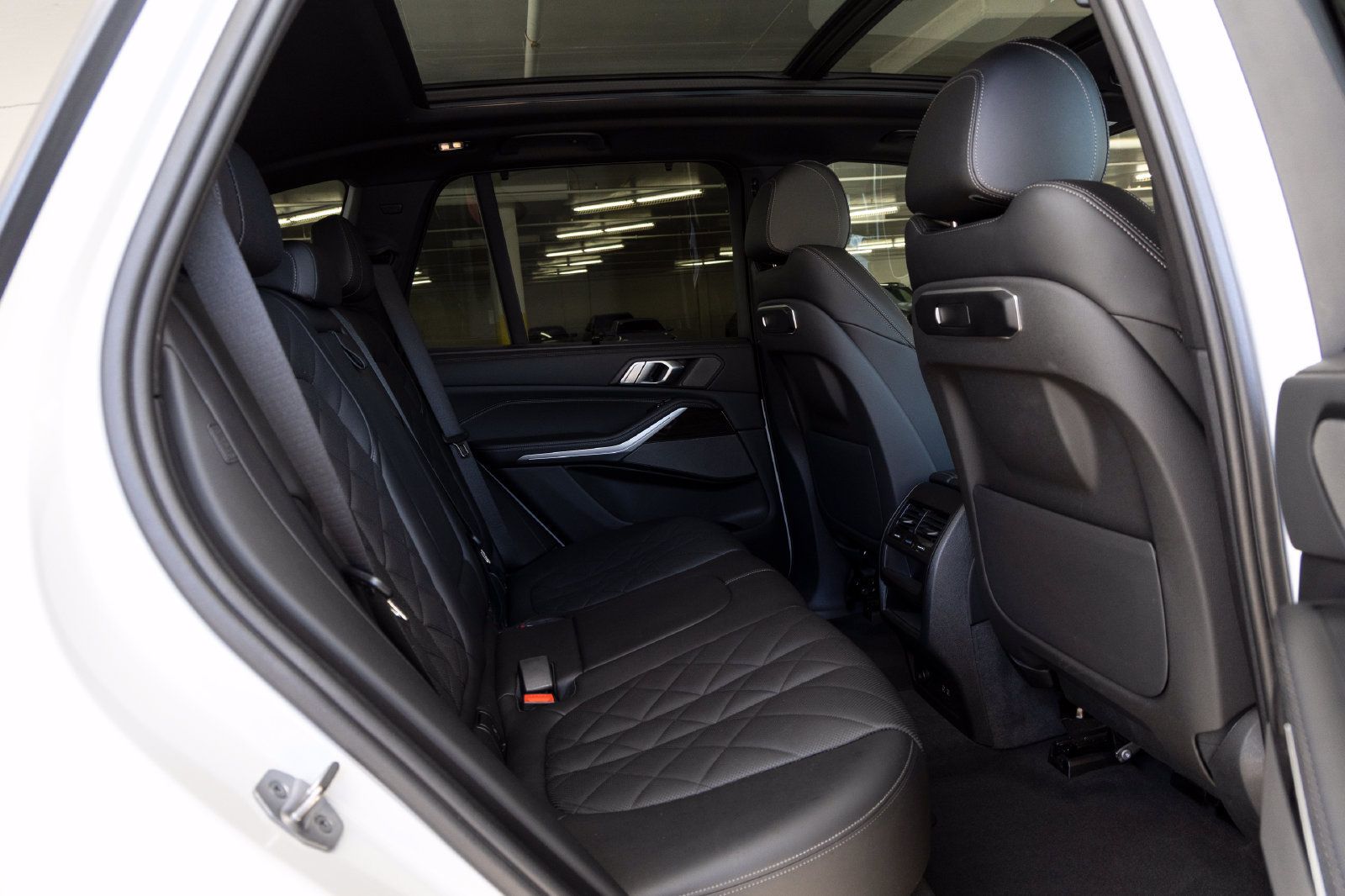 Certified 2024 BMW X5 xDrive40i AWD/4WD image 24
