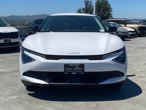 New 2026 Kia EV6 Light RWD image 10