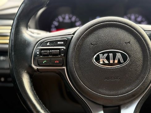 Used 2016 Kia Optima EX image 31