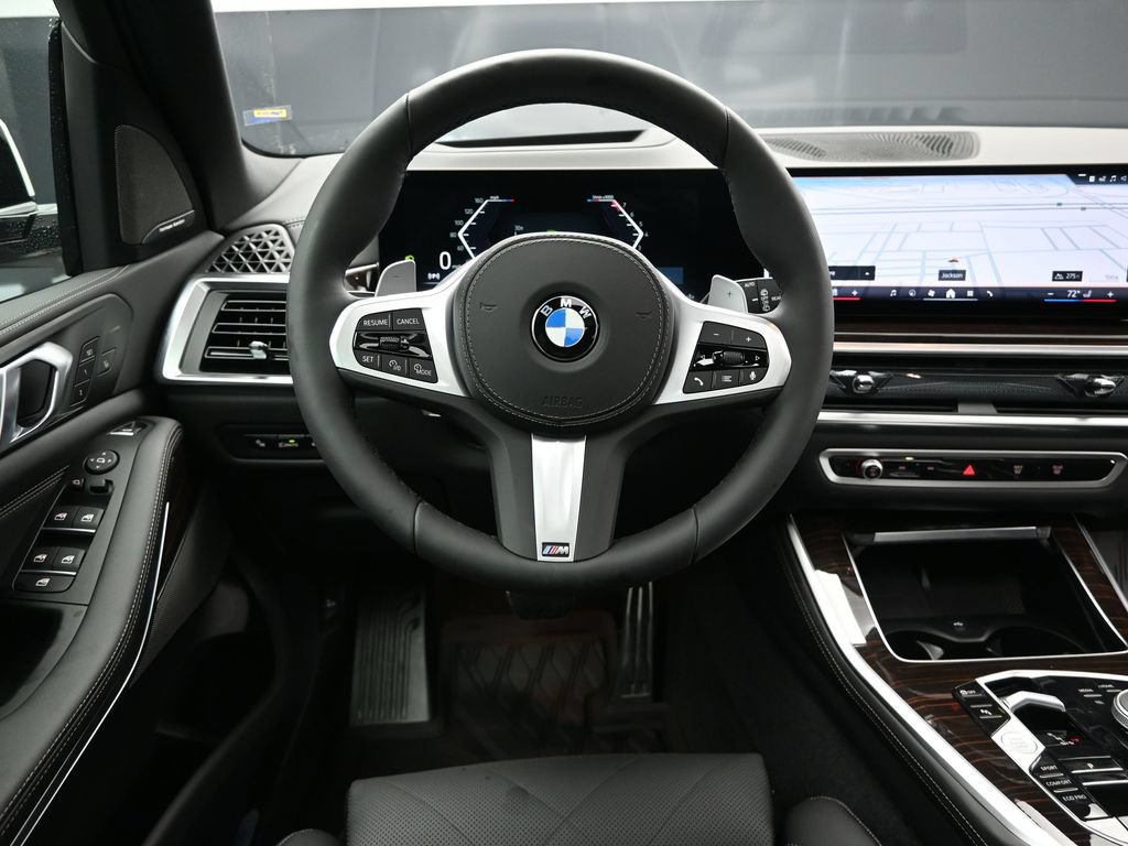 Used 2026 BMW X5 sDrive40i w/ M Sport Package RWD image 29