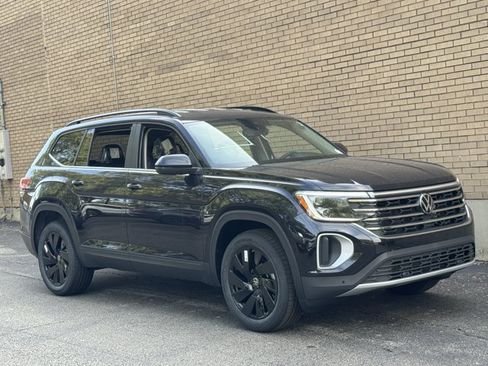 New 2026 Volkswagen Atlas SE AWD/4WD image 2