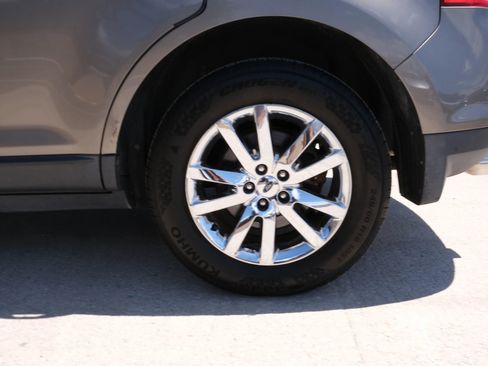 Used 2013 Ford Edge Limited AWD/4WD image 12