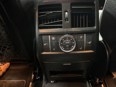 Used 2017 Mercedes-Benz GLS 550 4MATIC image 30