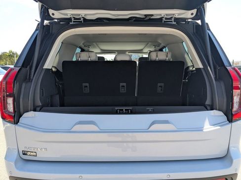 New 2026 Ford Expedition Active RWD image 13