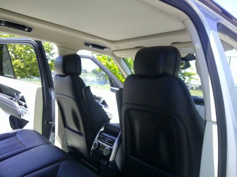 Used 2023 Land Rover Range Rover SE AWD/4WD image 65