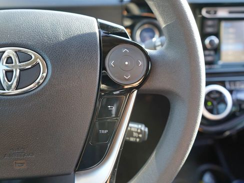Used 2018 Toyota Prius C Three FWD image 12