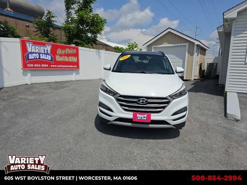 Used 2018 Hyundai Tucson Value AWD/4WD image 1