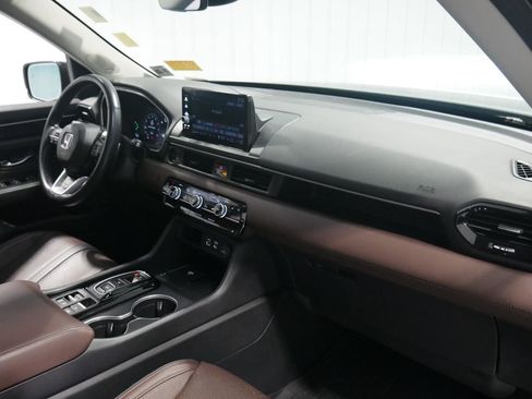 Used 2023 Honda Pilot Elite image 15