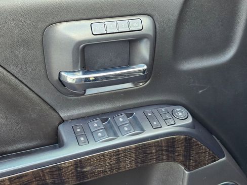 Used 2015 GMC Sierra 1500 Denali AWD/4WD image 22