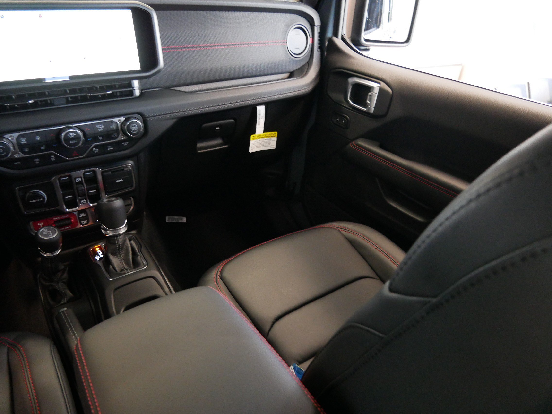 New 2026 Jeep Wrangler Unlimited Rubicon 392 w/ Quick Order Package 27X Moab AWD/4WD image 11
