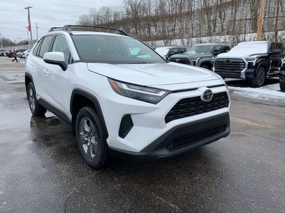 New 2025 Toyota RAV4 XLE