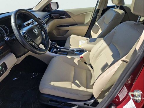 Used 2017 Honda Accord Touring image 15