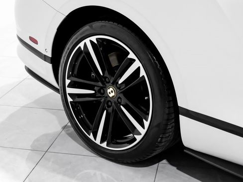Used 2020 Bentley Continental GT image 61