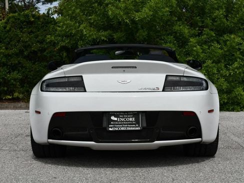 Used 2017 Aston Martin V12 Vantage S RWD image 33