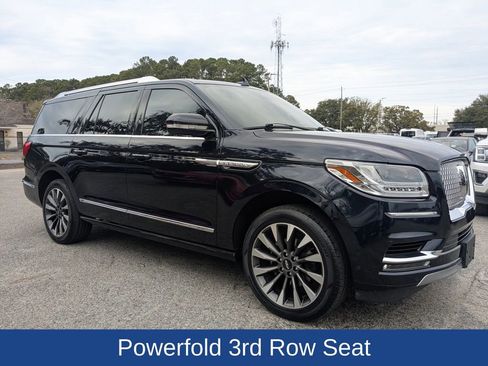 Used 2021 Lincoln Navigator L Reserve w/ Luxury Package image 2