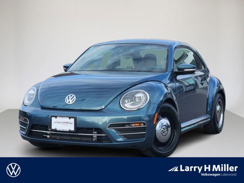 Used 2018 Volkswagen Beetle 2.0T Coast image 1