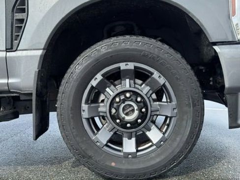 Used 2024 Ford F250 Lariat w/ Lariat Ultimate Package image 19