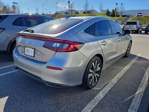 Used 2022 Honda Civic EX-L image 9