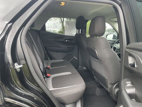 Used 2025 Chevrolet TrailBlazer LT AWD/4WD image 29