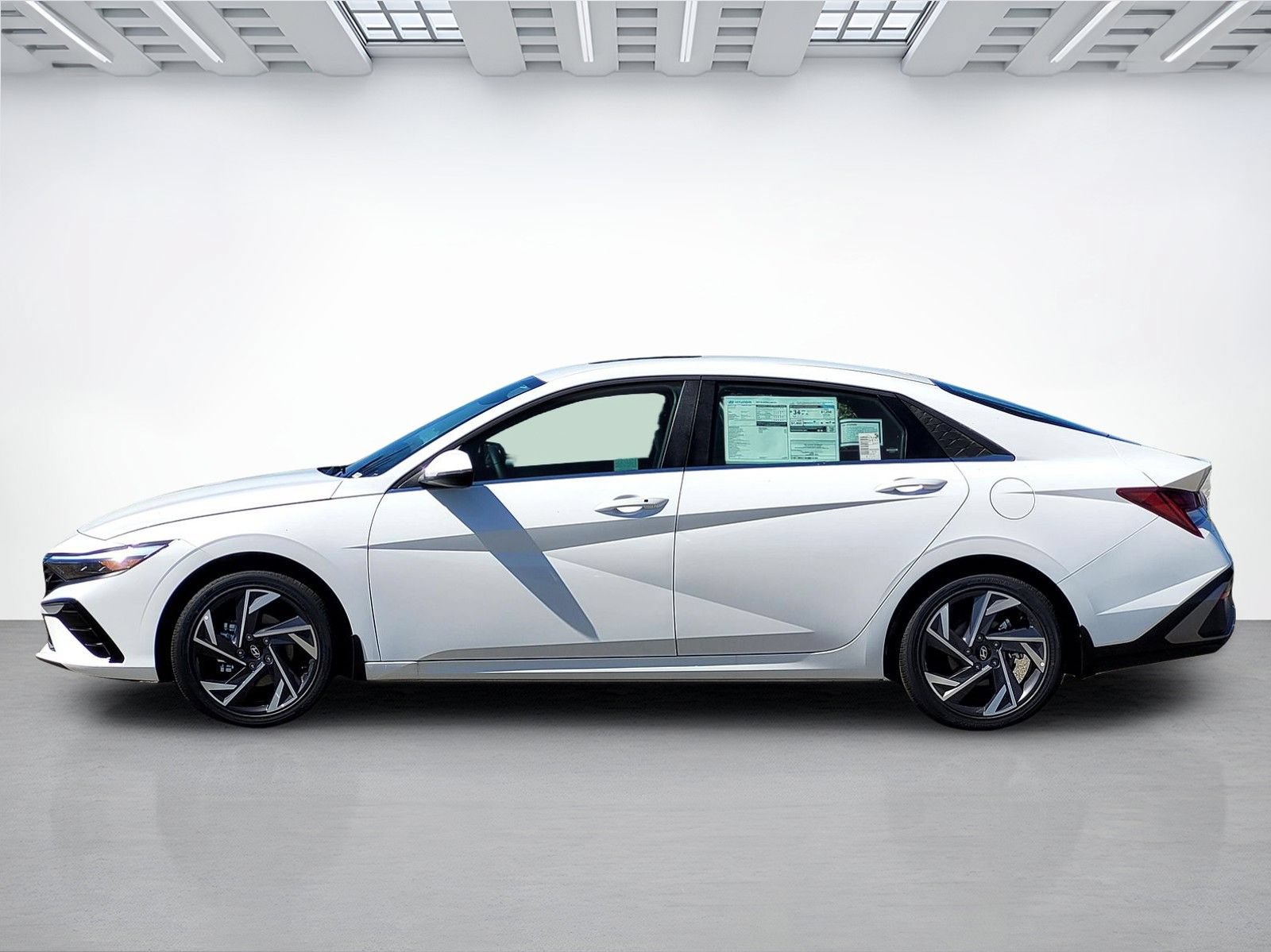 New 2026 Hyundai Elantra Limited FWD image 7