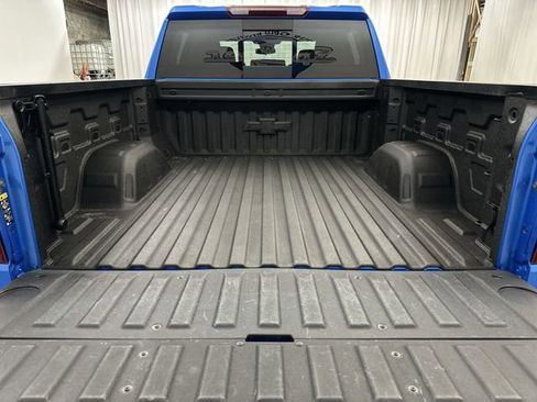Used 2025 Chevrolet Silverado 1500 LT Trail Boss w/ Convenience Package II AWD/4WD image 24