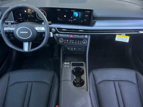 New 2025 Hyundai Sonata Limited image 13