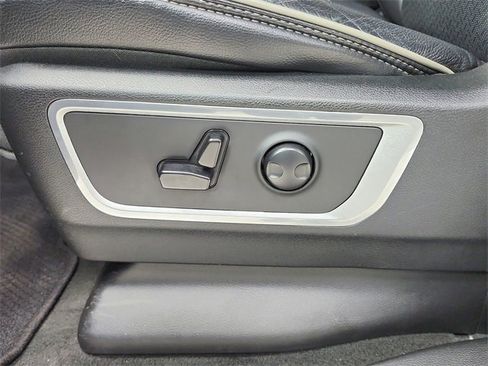 Used 2023 RAM 1500 Laramie image 20